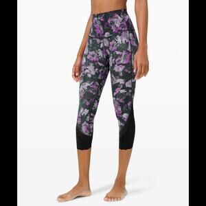 Lululemon Wunder Under High Rise Crop 23 Scallop Full On Luxtreme Floral Multi 4
